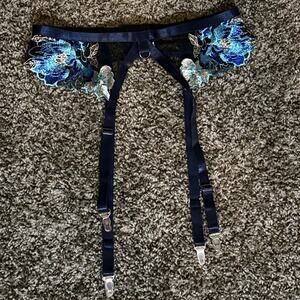 Gorgeous blue floral embroidered garter